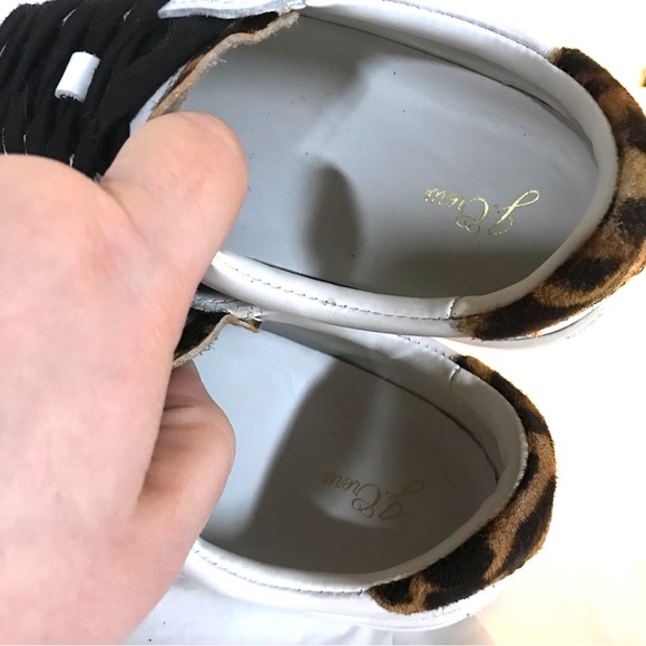 J. CREW "SATURDAY SNEAKERS" WHITE LEATHER & ANIMAL PRINT ACCENT SNEAKERS (6.5) - Picture 11 of 14